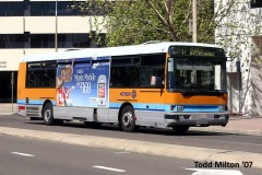 Bus-107-London-Circuit