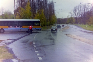 BUS 125-2
