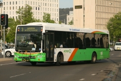 Bus-303-London-Circuit