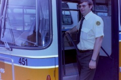 Bus-451