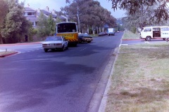 Bus-677-Ainslie-Avenue-3