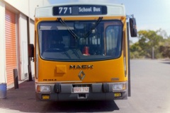 Bus-712-Belconnen-Depot-3
