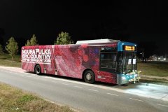 Bus720-TheValleyAv-1
