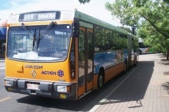 Bus-725-Woden-Interchange-3