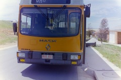 Bus-833