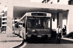 Bus-906-Convention-Centre