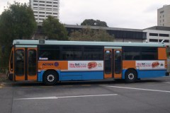 Bus-915-Woden-Interchange