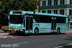 Bus-963-London-Circuit