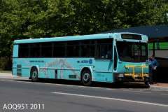 Bus-967-Cowper-Street