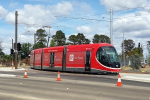 Tram 008